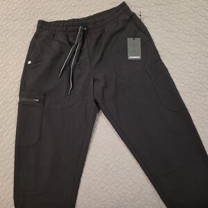 Jaanuu Women's Neo Classic Scrub Jogger, Black, S Reg